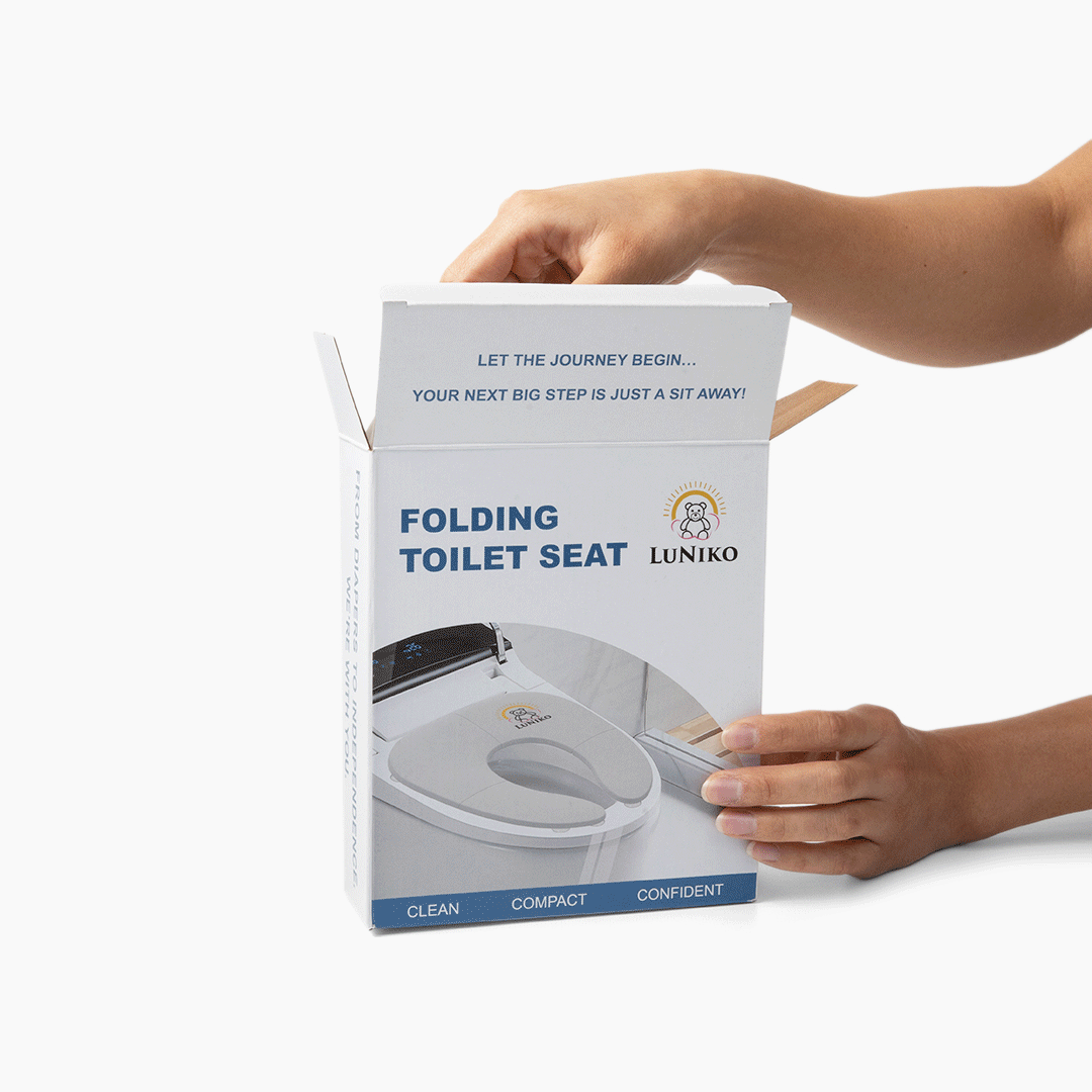 Foldable Potty Training Seat – Beige | Non-Slip, Travel-Friendly & Toddler Safe.